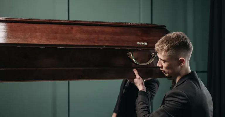 découvrez nos costumes sur mesure à barbès, alliant élégance et savoir-faire pour un style unique et parfaitement adapté à votre silhouette.